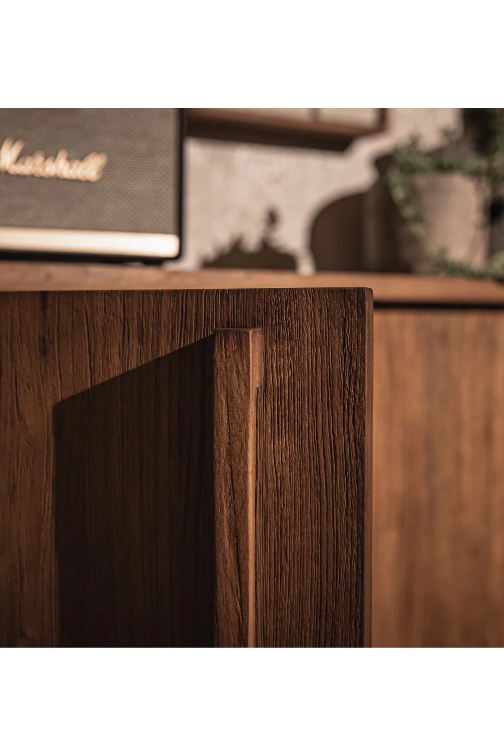 BENETT - SIDEBOARD