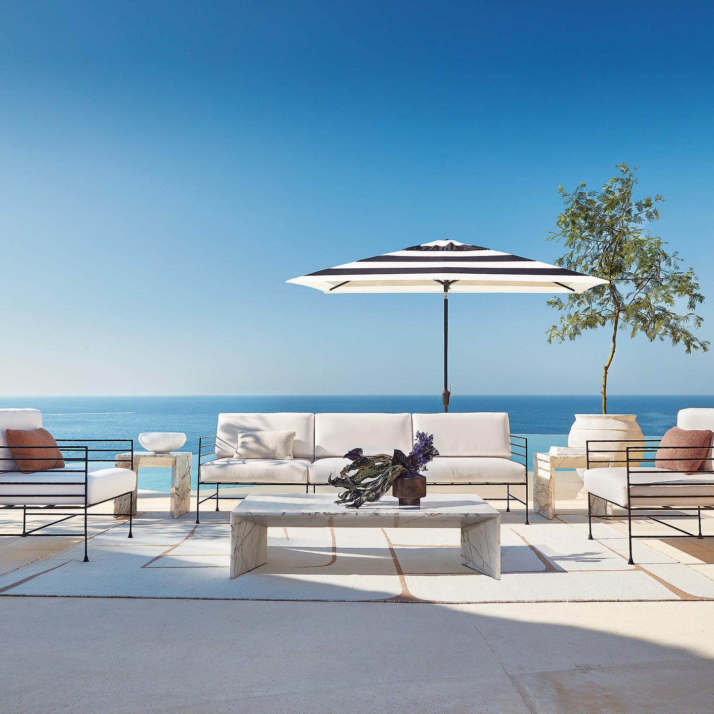 IRIS  -   Marble Indoor/Outdoor Coffee Table