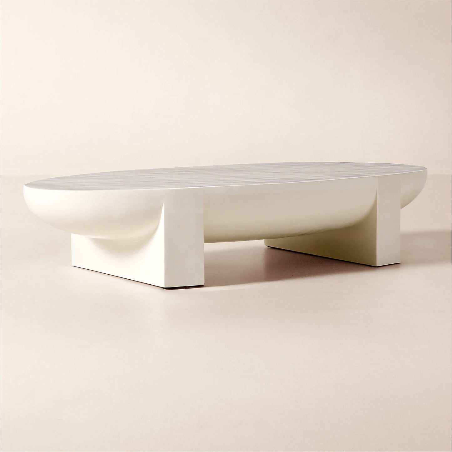 ENZO  -   Oval White Resin Coffee Table