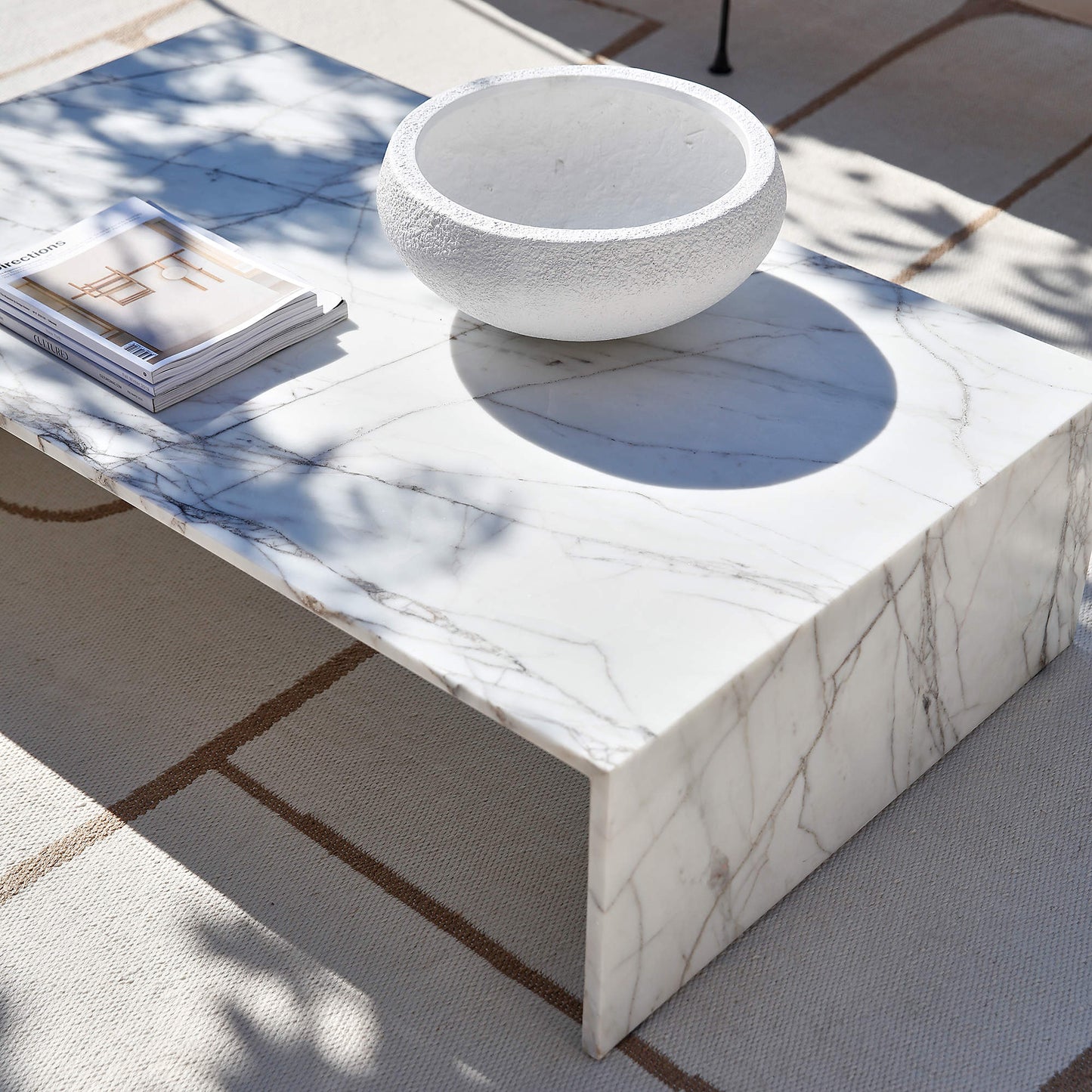 IRIS  -   Marble Indoor/Outdoor Coffee Table