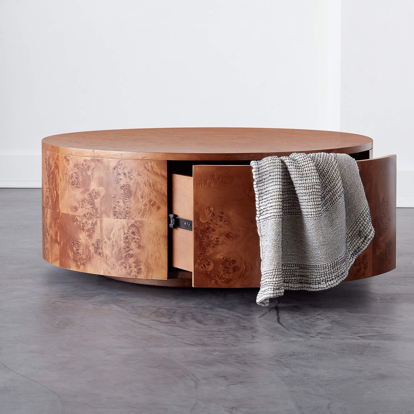 EMERY -  Rotating Coffee Table - ROUND