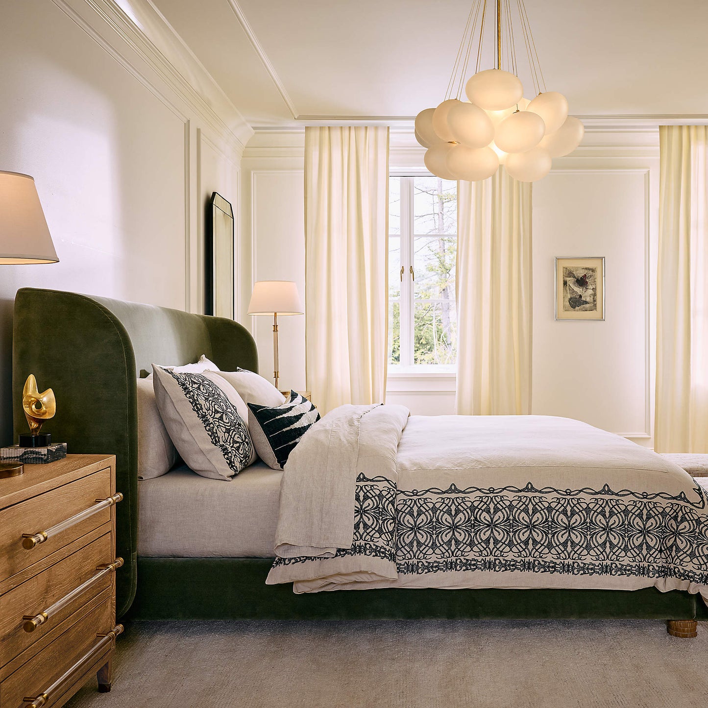 ELOISE - STORAGE BED